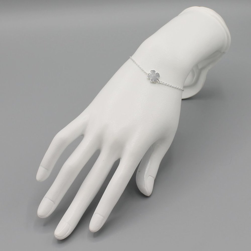 Lucky clover tennis bracelet silver tone - Picture 2 of 6